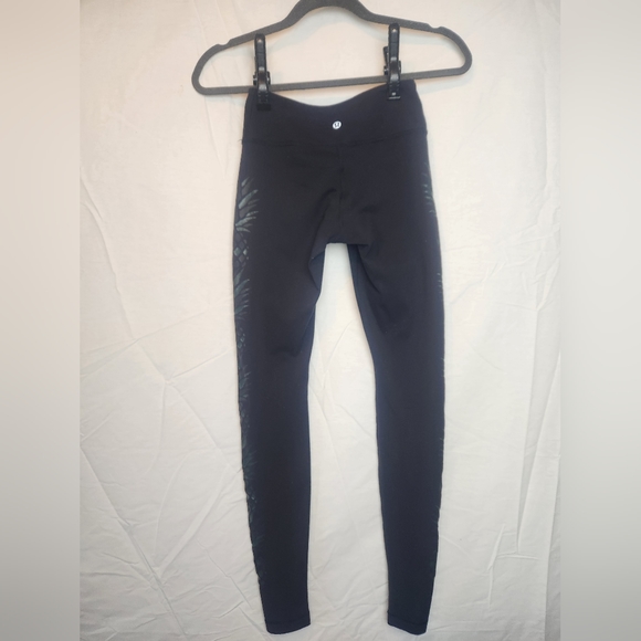 Lululemon Leggings Limited edition Pineapple Print Size 2 - Picture 4 of 9